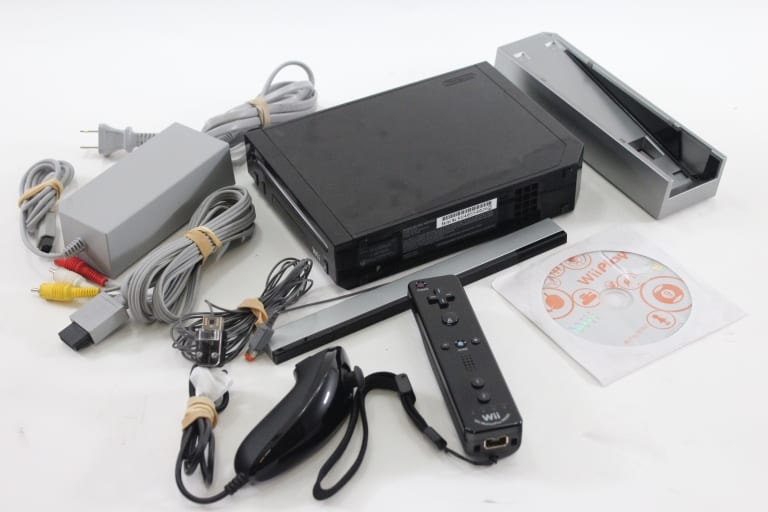 verslag doen van Zogenaamd neem medicijnen Nintendo Wii RVL-101 Console Bundle - Wii Play - BLACK · Repowered